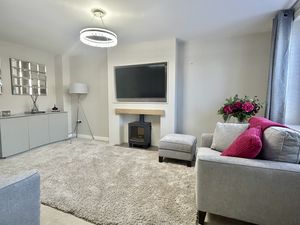 Lounge- click for photo gallery